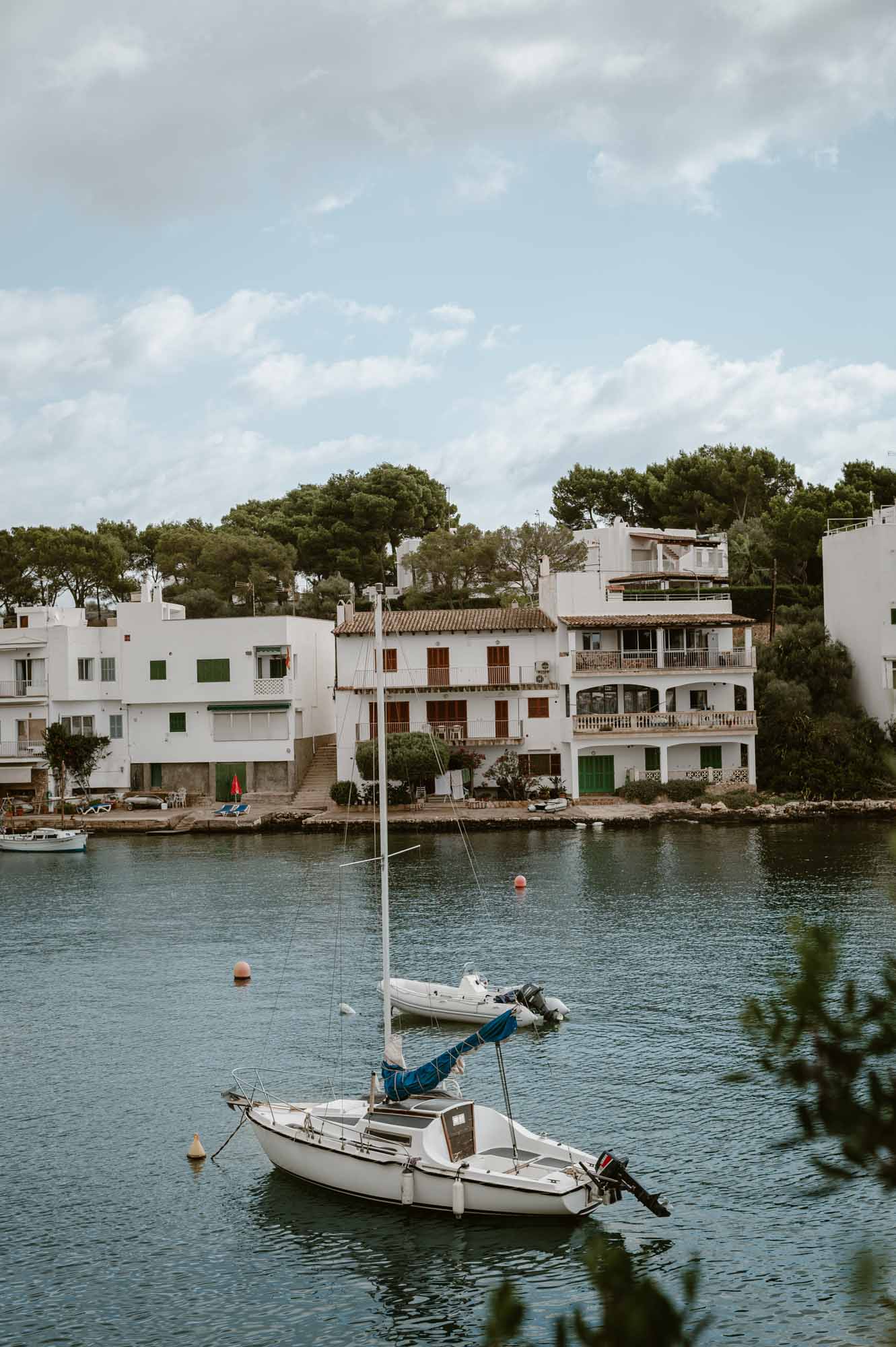 Boat in the sea in the neighborhood of Cala D'Or beach in Palma de Mallorca.